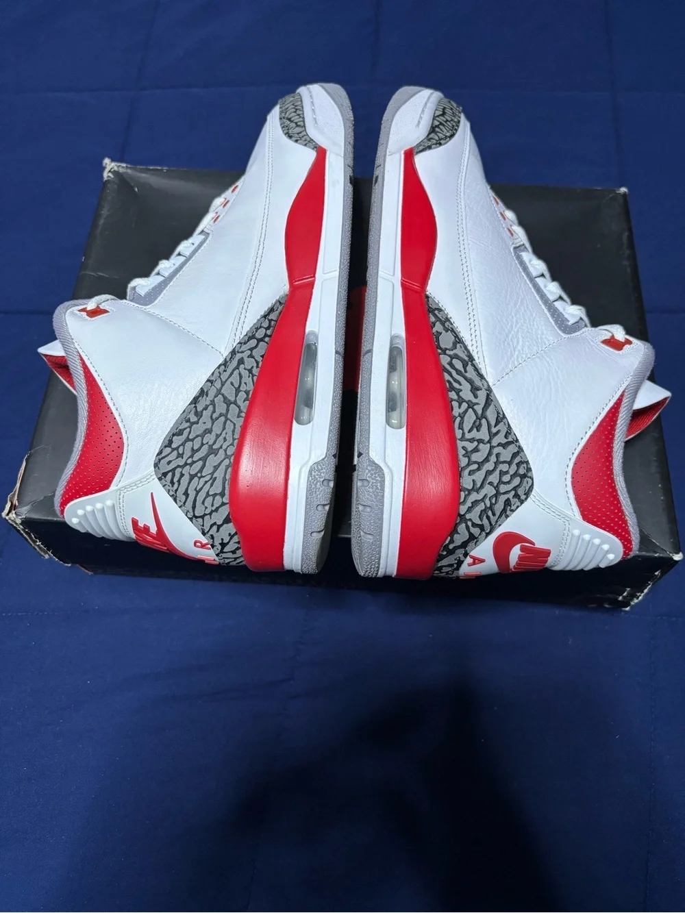 Jordan 3 Retro Fire Red 2022 Size 11